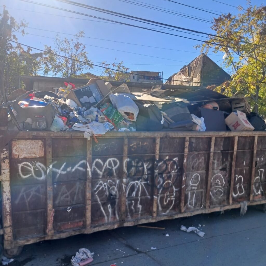 WhatsApp Image 2025-12-01 at 18.02.52