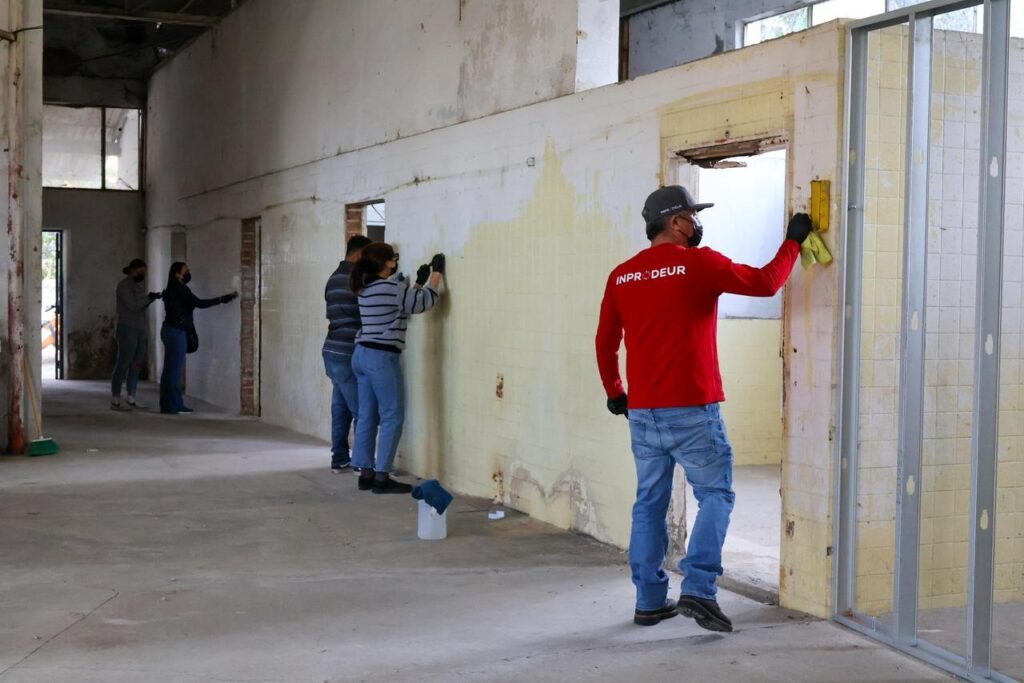 WhatsApp Image 2025-12-17 at 15.51.37 (3)